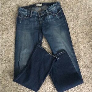 BKE jeans sit low on hips 27x33 1/2